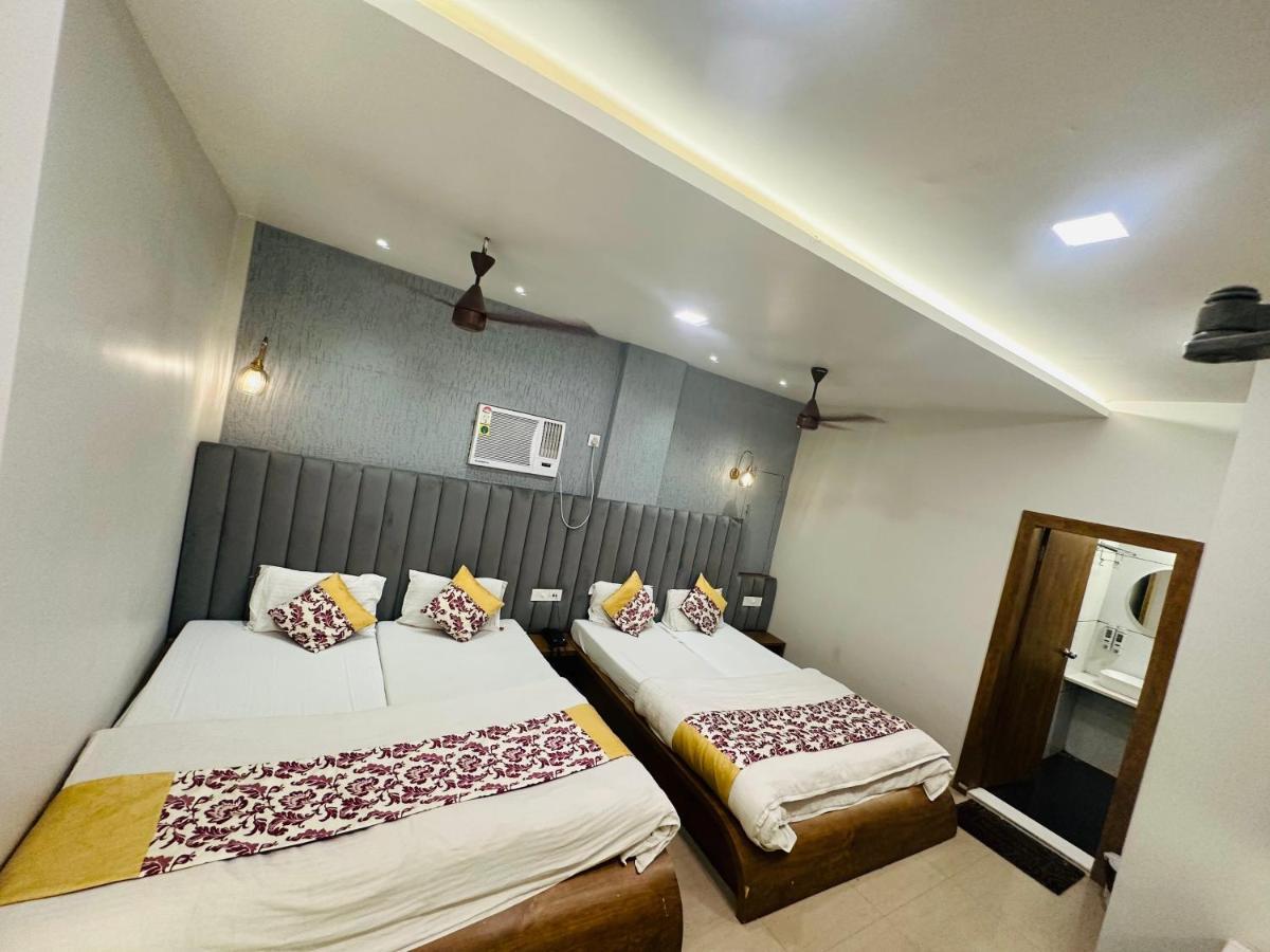 Hotel Deva Inn Varanasi Exteriör bild