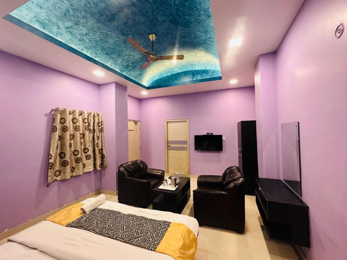 Hotel Deva Inn Varanasi Exteriör bild